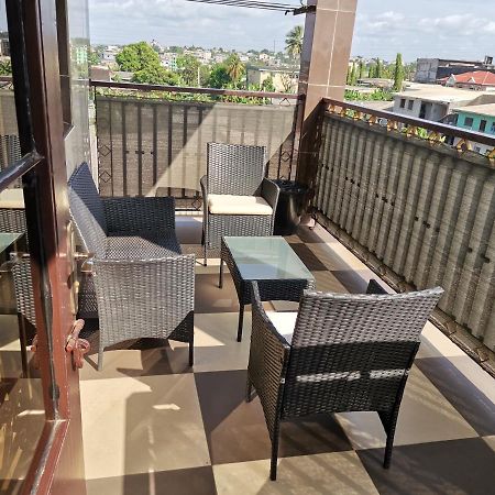 Residence Hoteliere Mb-202 C Дуала Екстер'єр фото