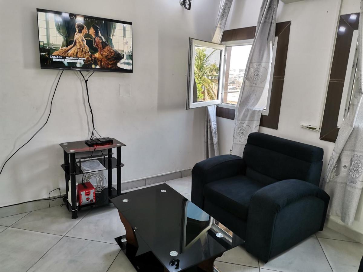Residence Hoteliere Mb-202 C Дуала Екстер'єр фото